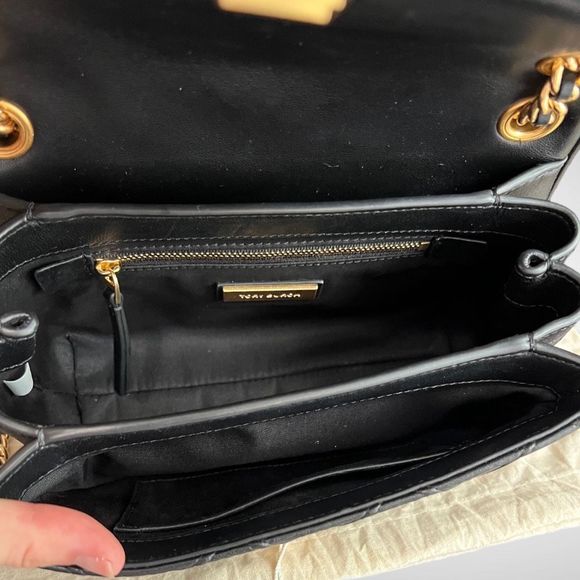 AUTH Tory Burch Black Fleming Soft Shoulder Bag - Picture 8 of 10